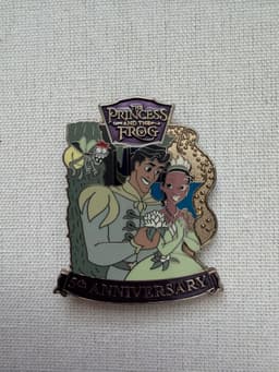 UK Exclusive Princess and the Frog Pin