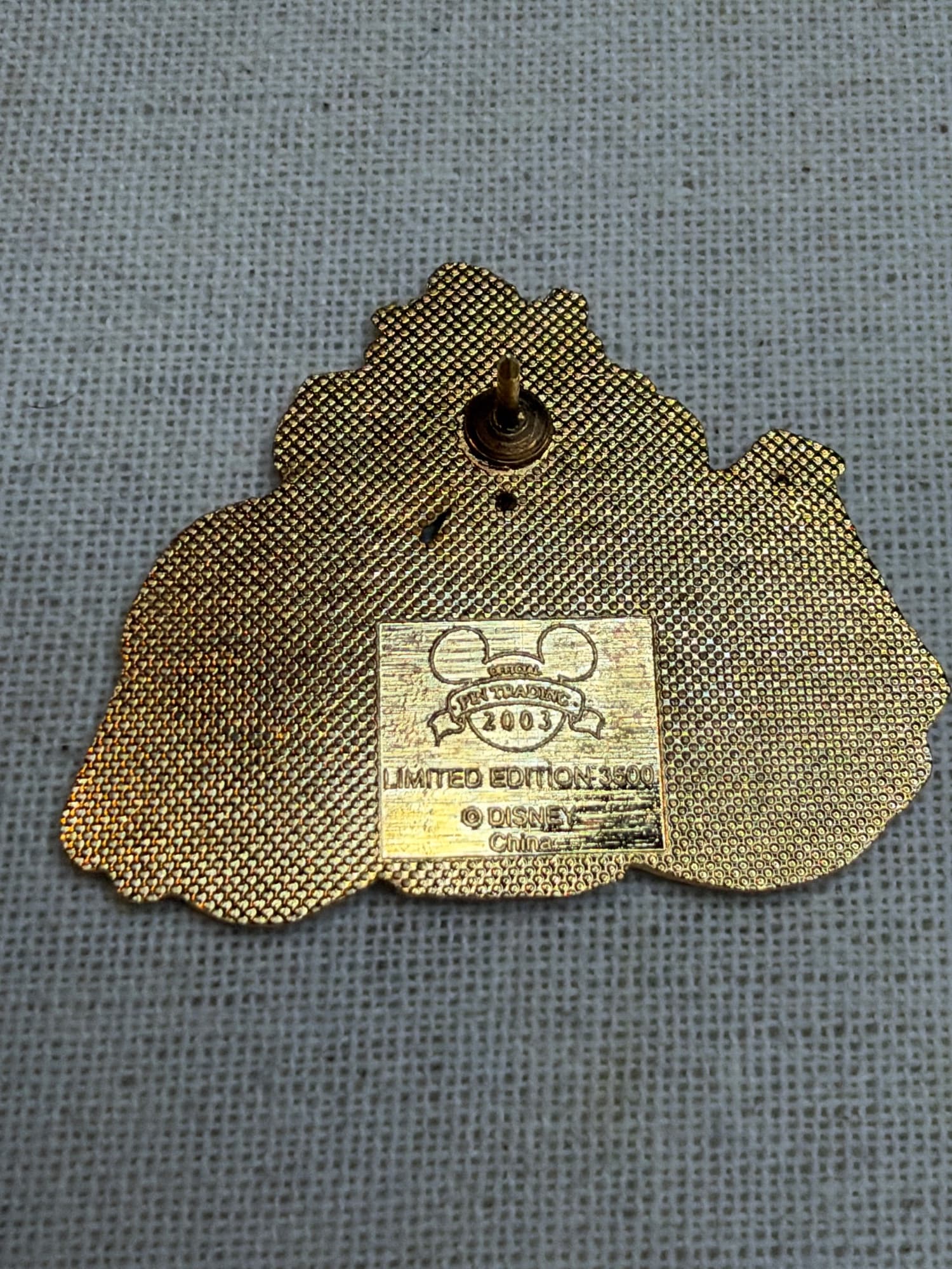 2003 Mother’s Day Stepsister Pin, the back