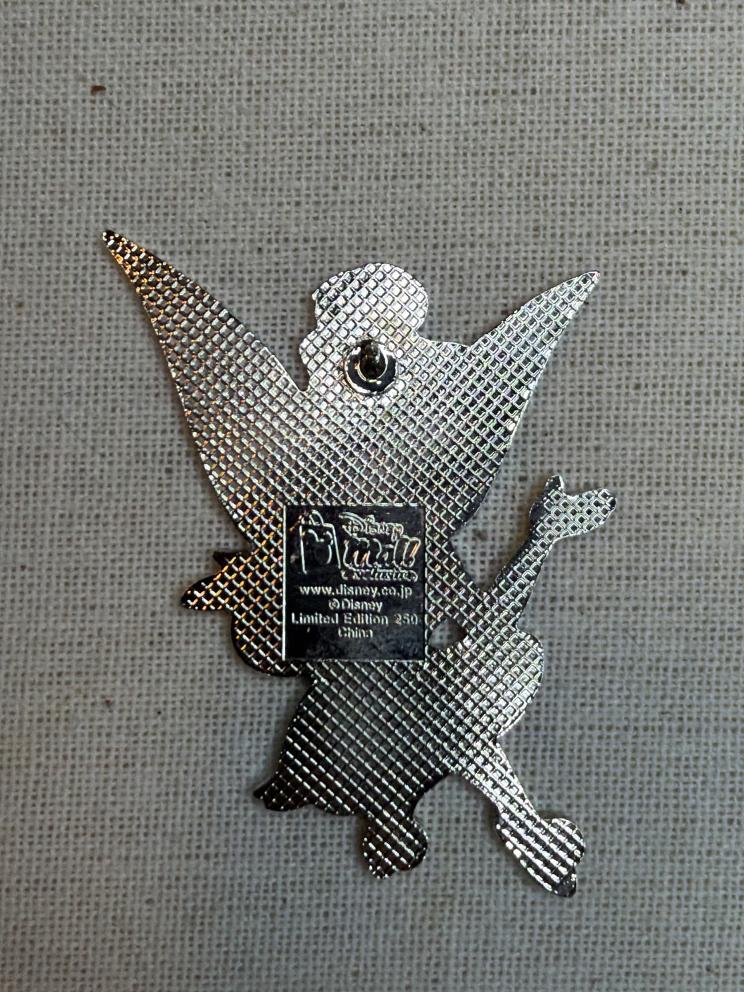 Disney Mall Japan Tinkerbell Pin, the back