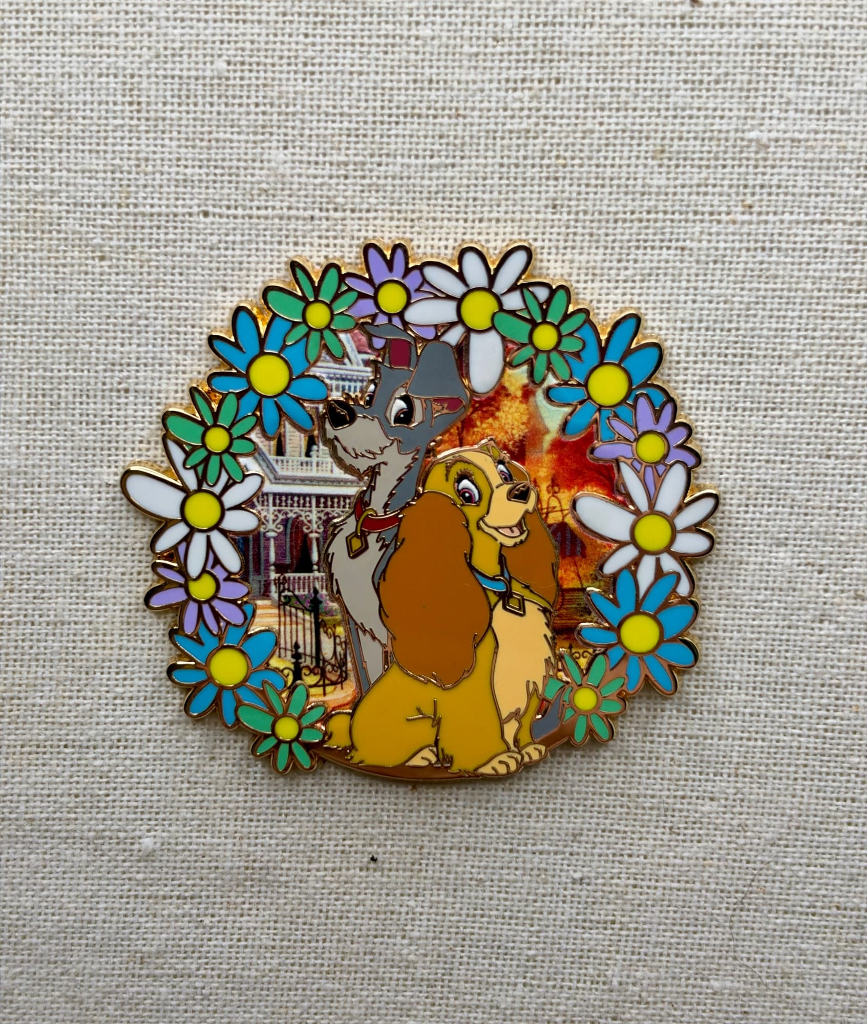 PALM Royal Realm - Lady and the Tramp, the front