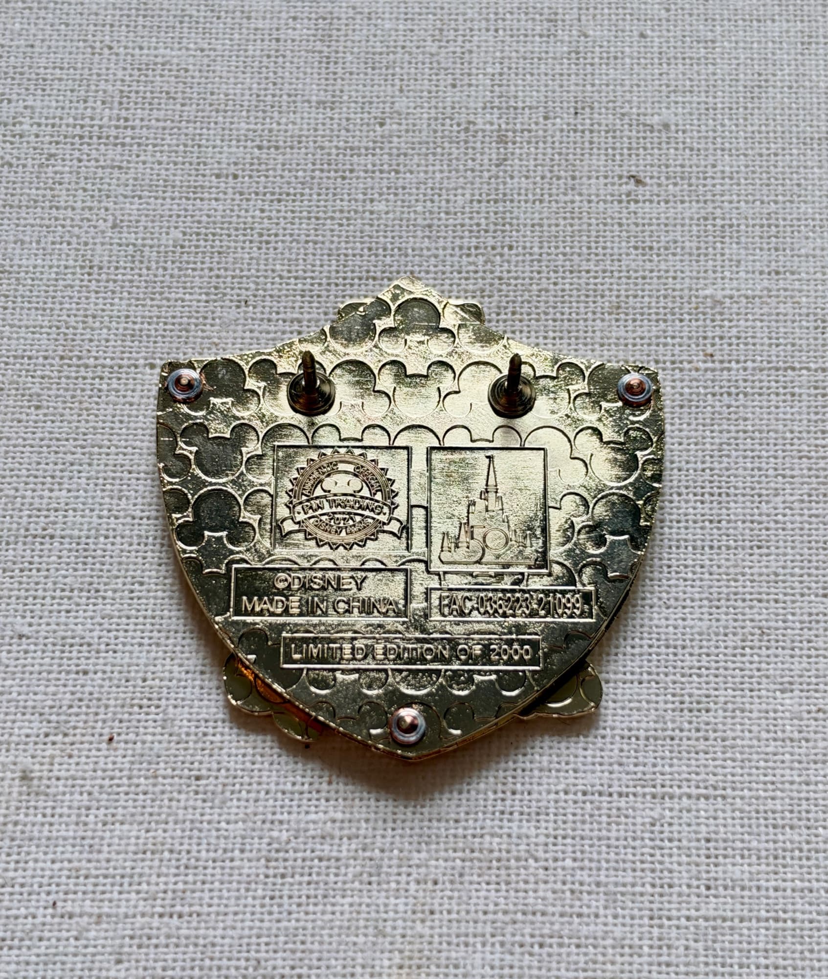 WDW 50th Anniversary Shootin’ Gallery Pin, the back