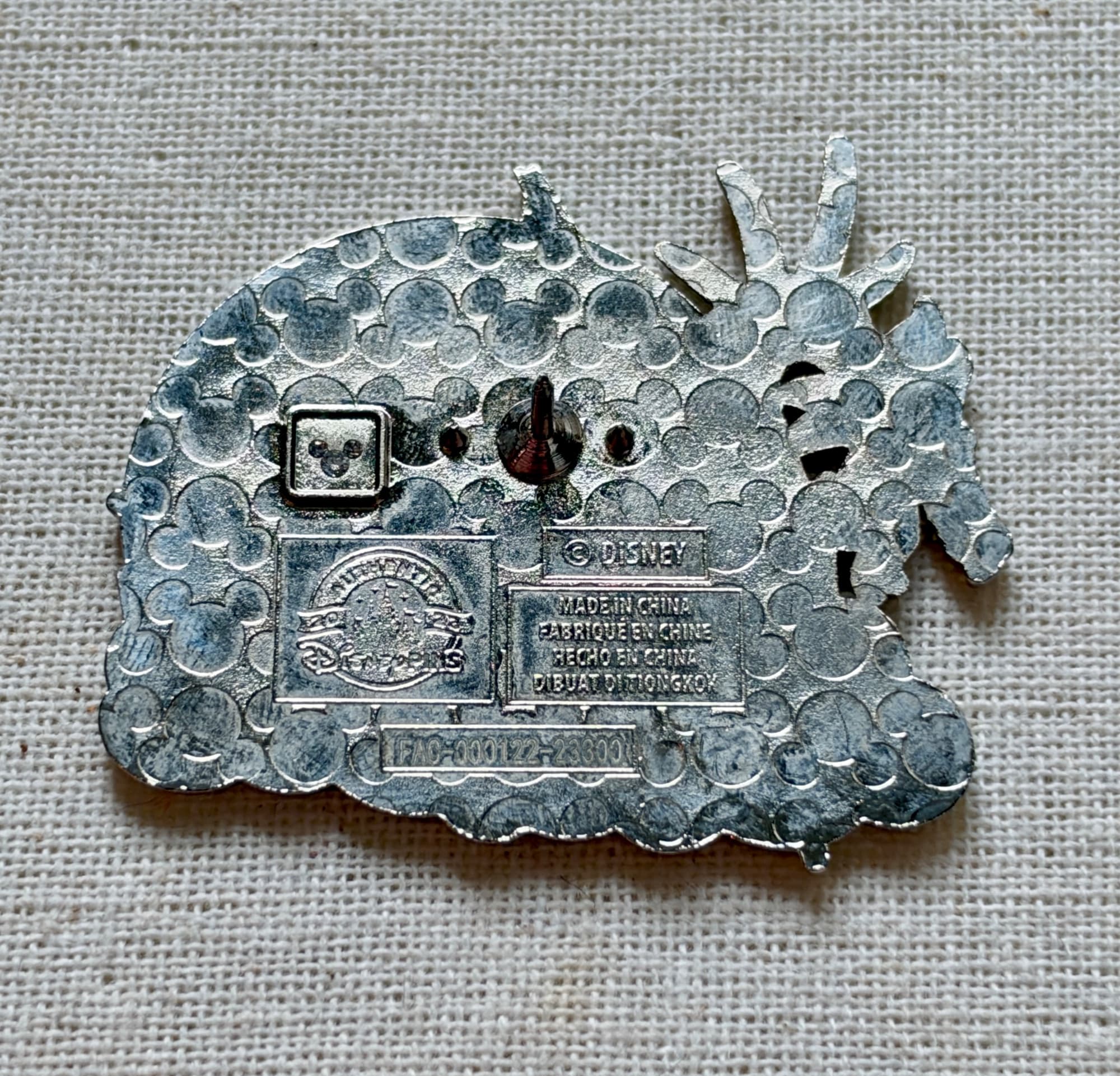 Sorcerer Mickey Fantasmic Pin, the back