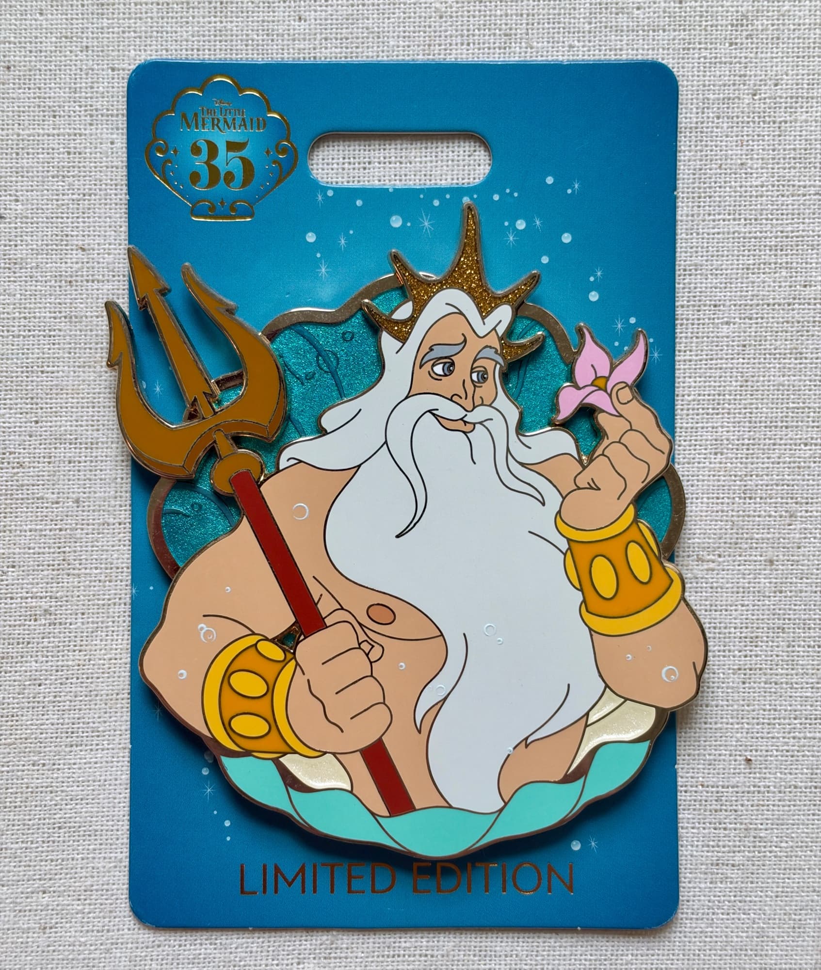 WDI King Triton 35th Anniversary Pin, the front