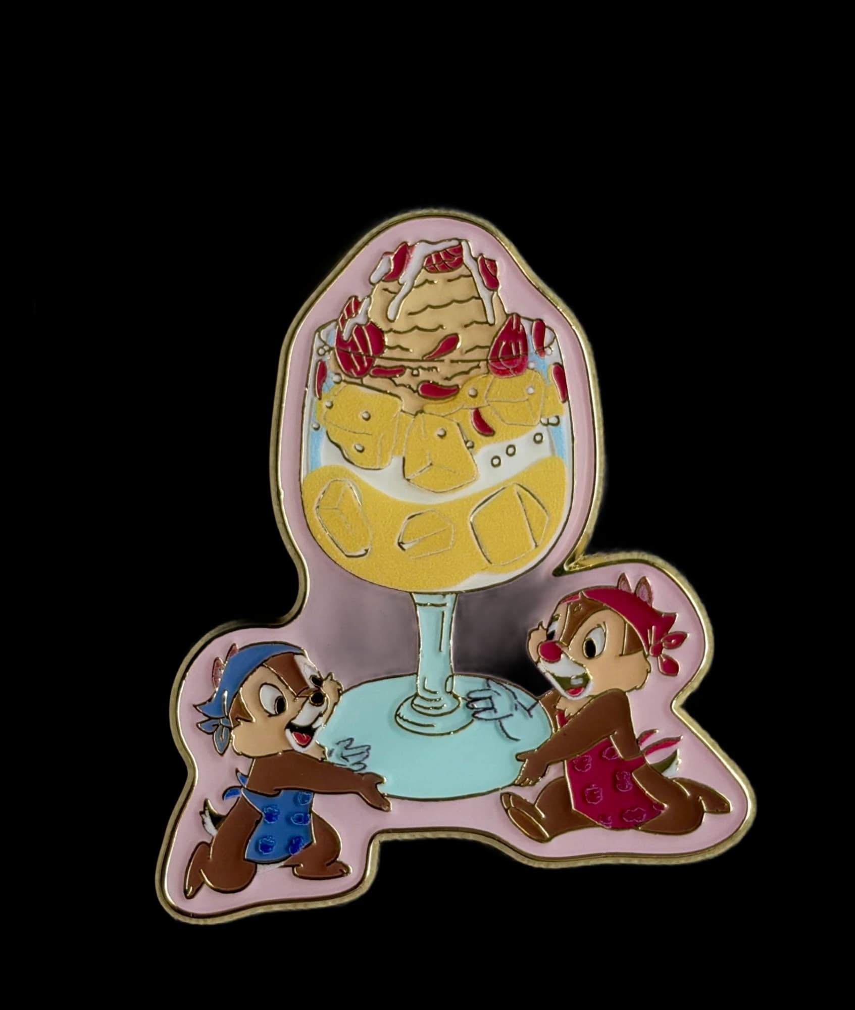 HKDL Chip/Dale Snack Pin - Chestnut Parfait, the front