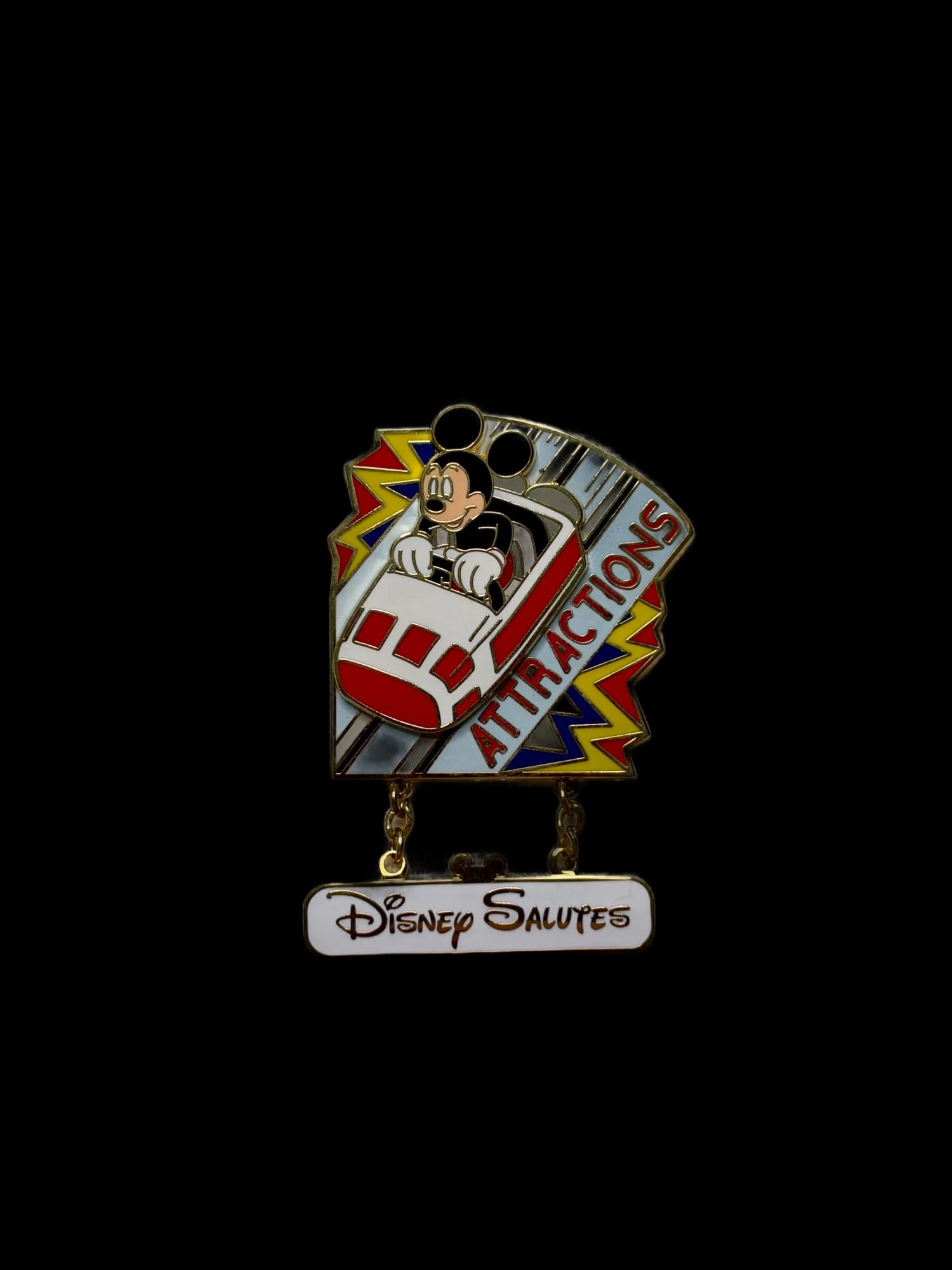 VTG Disney Salutes Cast Exclusive Pin - Attractions, the front
